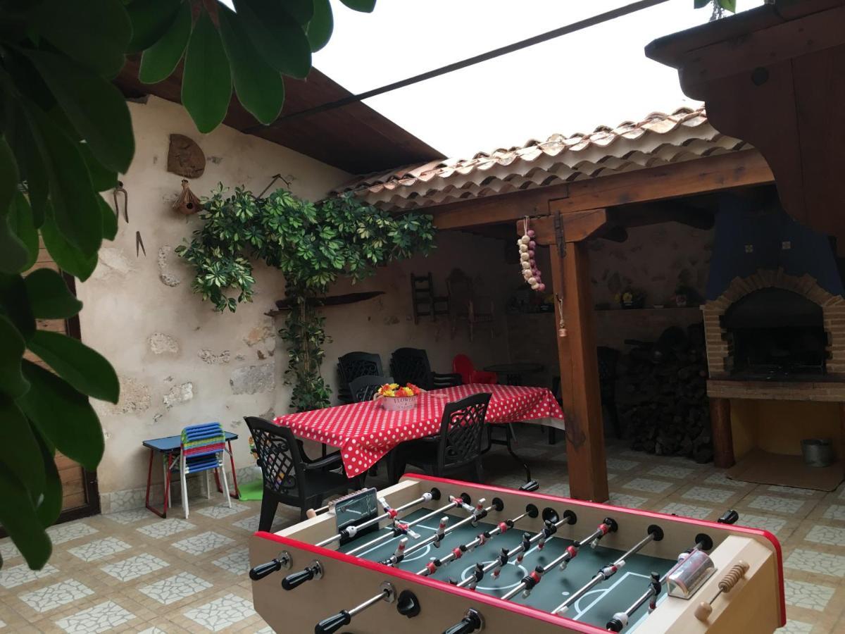 Casa Rural El Salidero Fuentiduena エクステリア 写真
