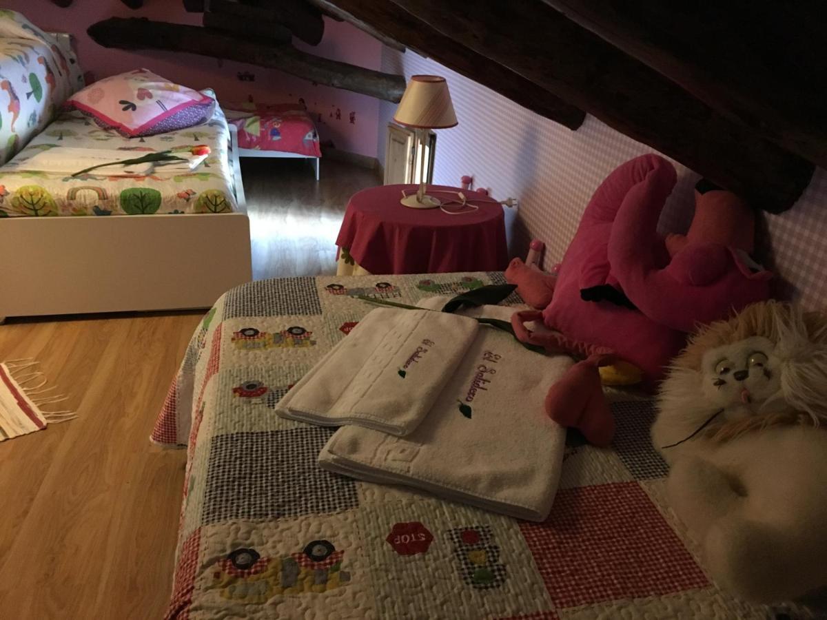 Casa Rural El Salidero Fuentiduena エクステリア 写真